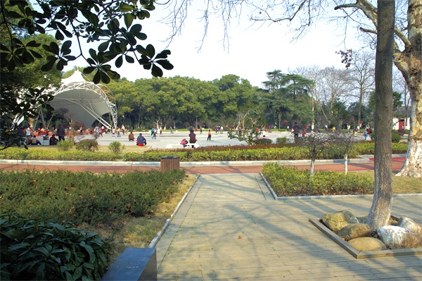 南昌人民公園匯演廣場 南昌人民公園匯演廣場